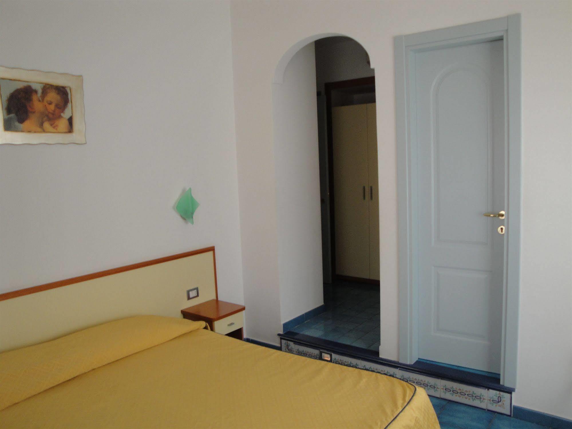 Meuble Casa Mannini Rooms Maiori Buitenkant foto